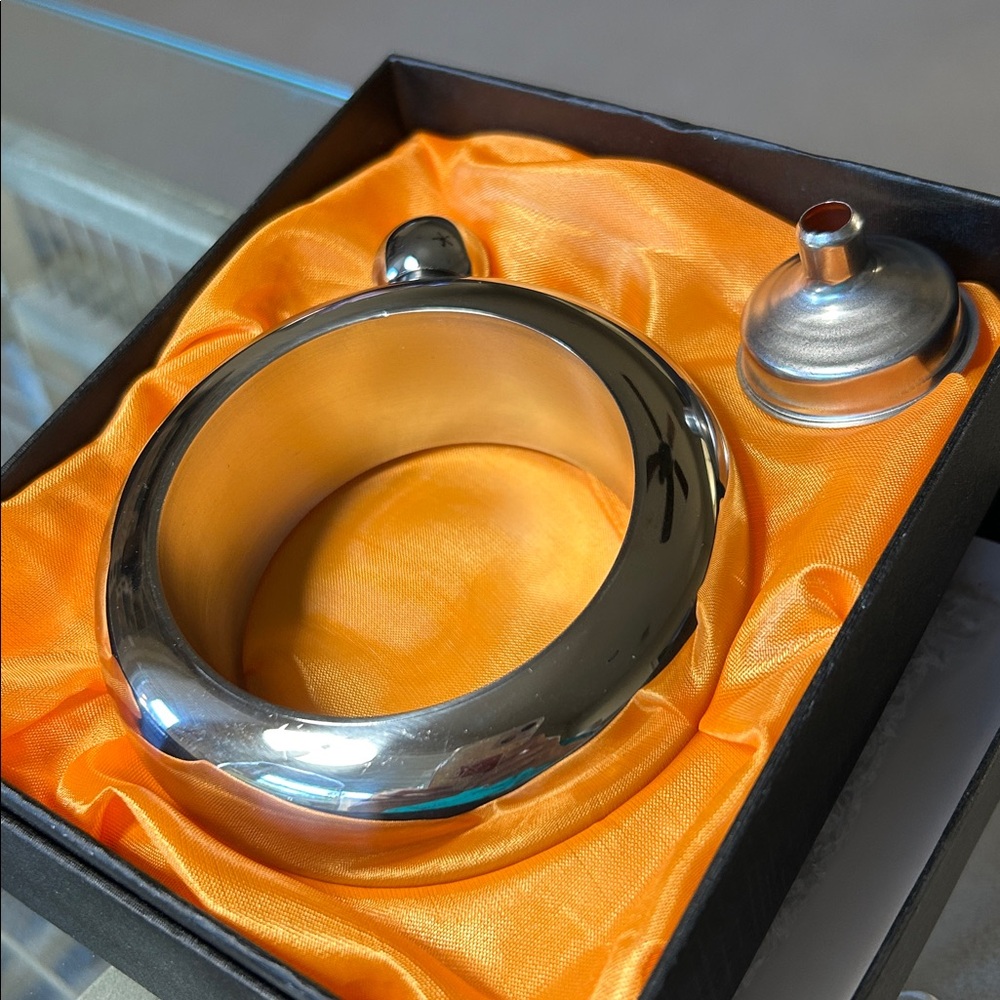 Women’s Bracelet Flask